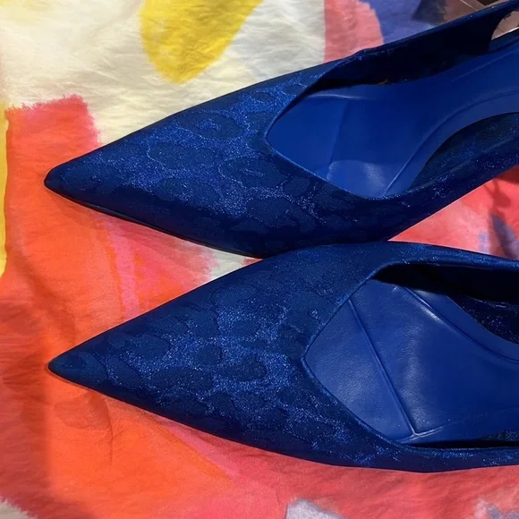 Zara pumps in Royal Blue Satin cheetah  print unworn, New with tags - Picture 6 of 8